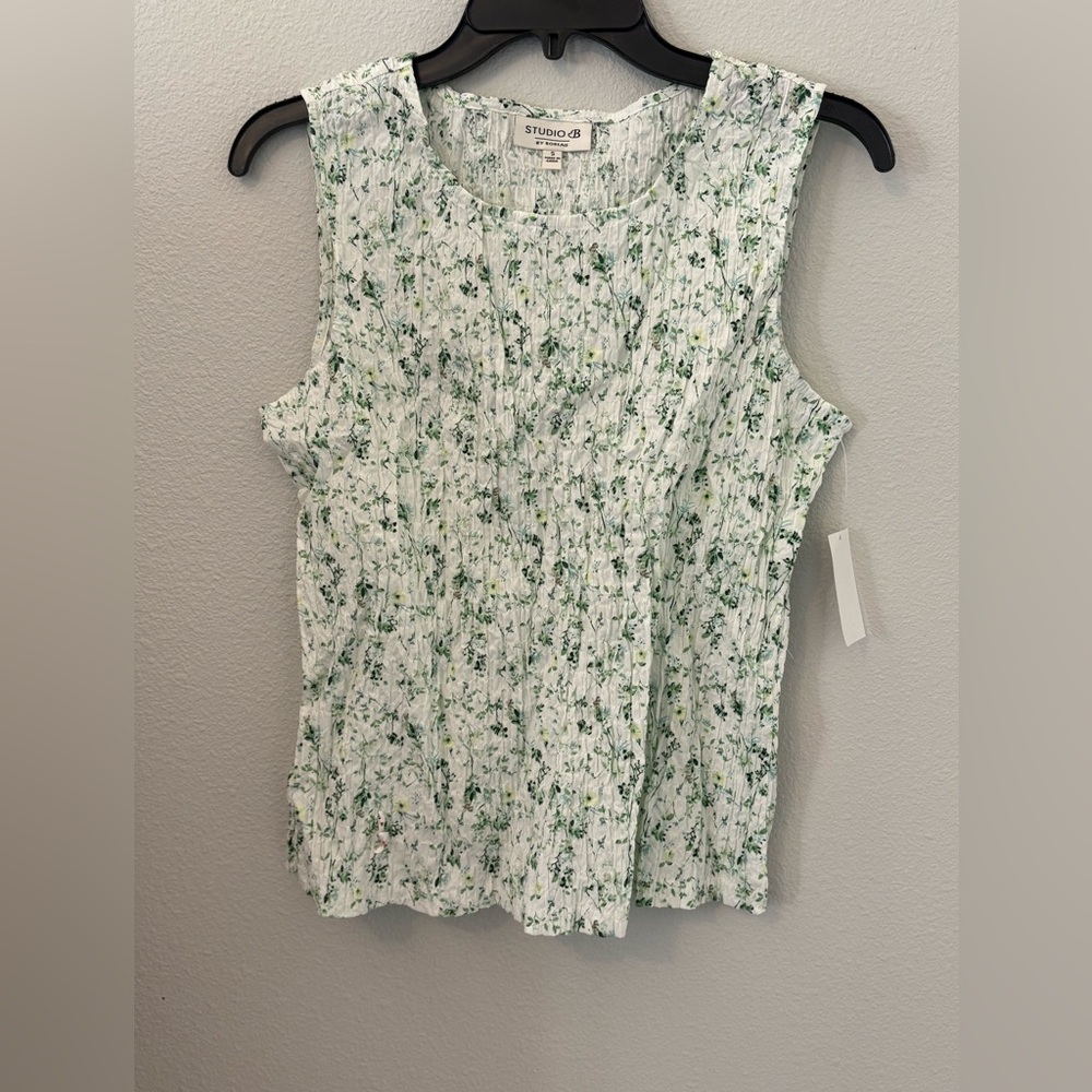Bobeau Green Floral Tank Top